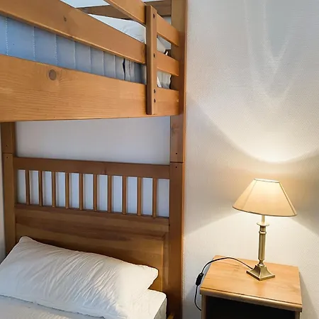 Kemping Tiny & Schwedenhaeuser Ahoi Camp Canow