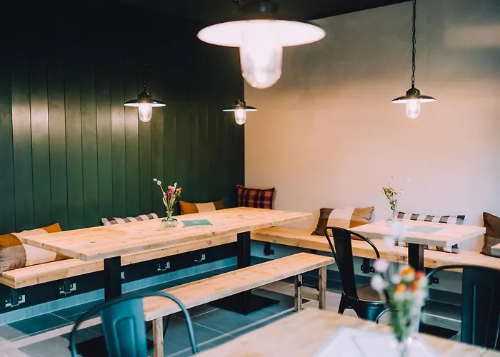 Kemping Tiny & Schwedenhaeuser Ahoi Camp Canow *